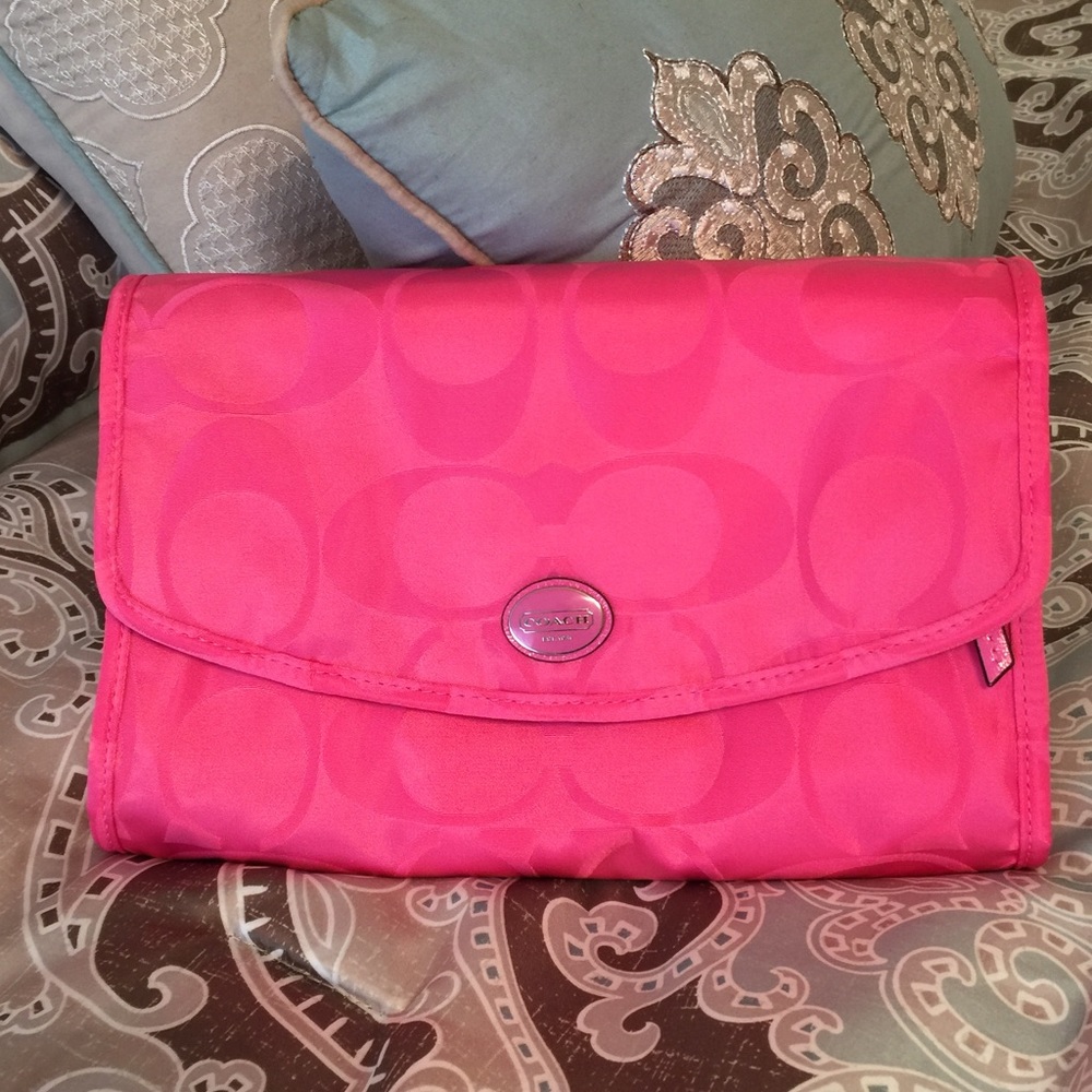 Coach® Hanging Toiletry bag NWOT