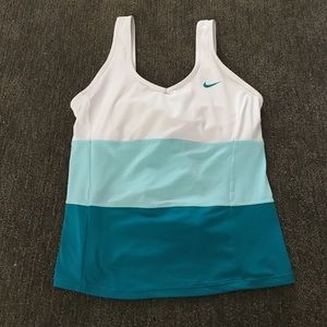 Nike dry fit workout top