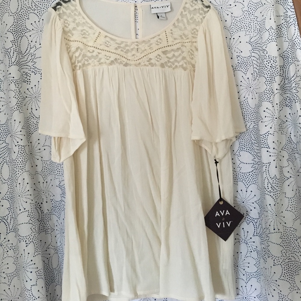 Cream glowy blouse
