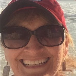 Meet your Posher, Christie