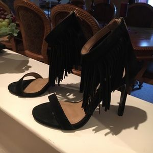 Gorgeous fringe Steve maddens