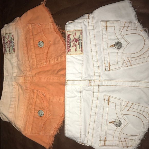 TRUE RELIGION SHORTS - Picture 2 of 4