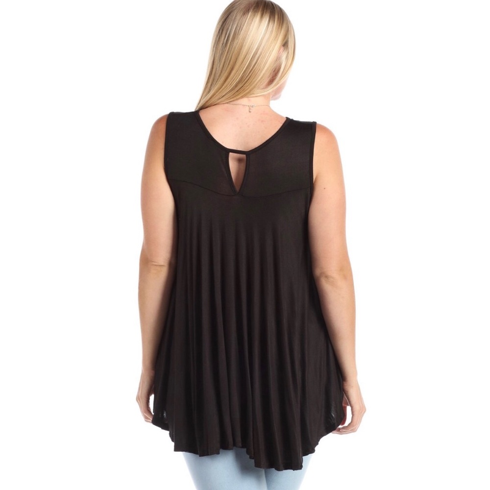 Keyhole Front Back Drapey Jersey Black Top Plus - Picture 2 of 3