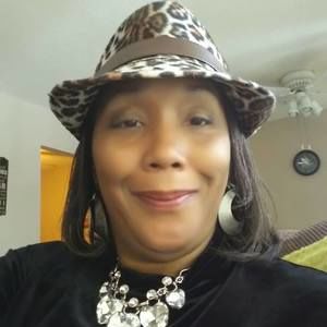 Meet your Posher, Stacy