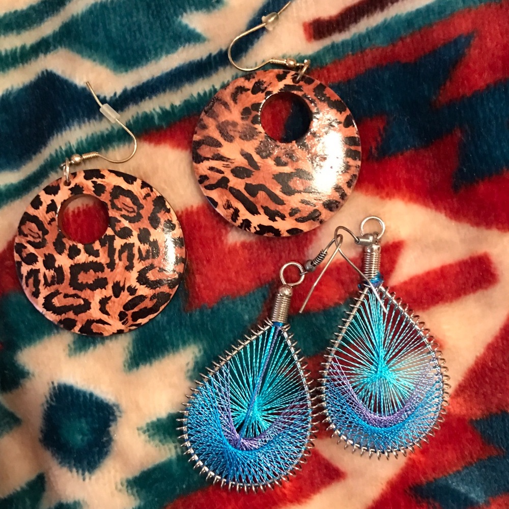 Bundle of earrings!