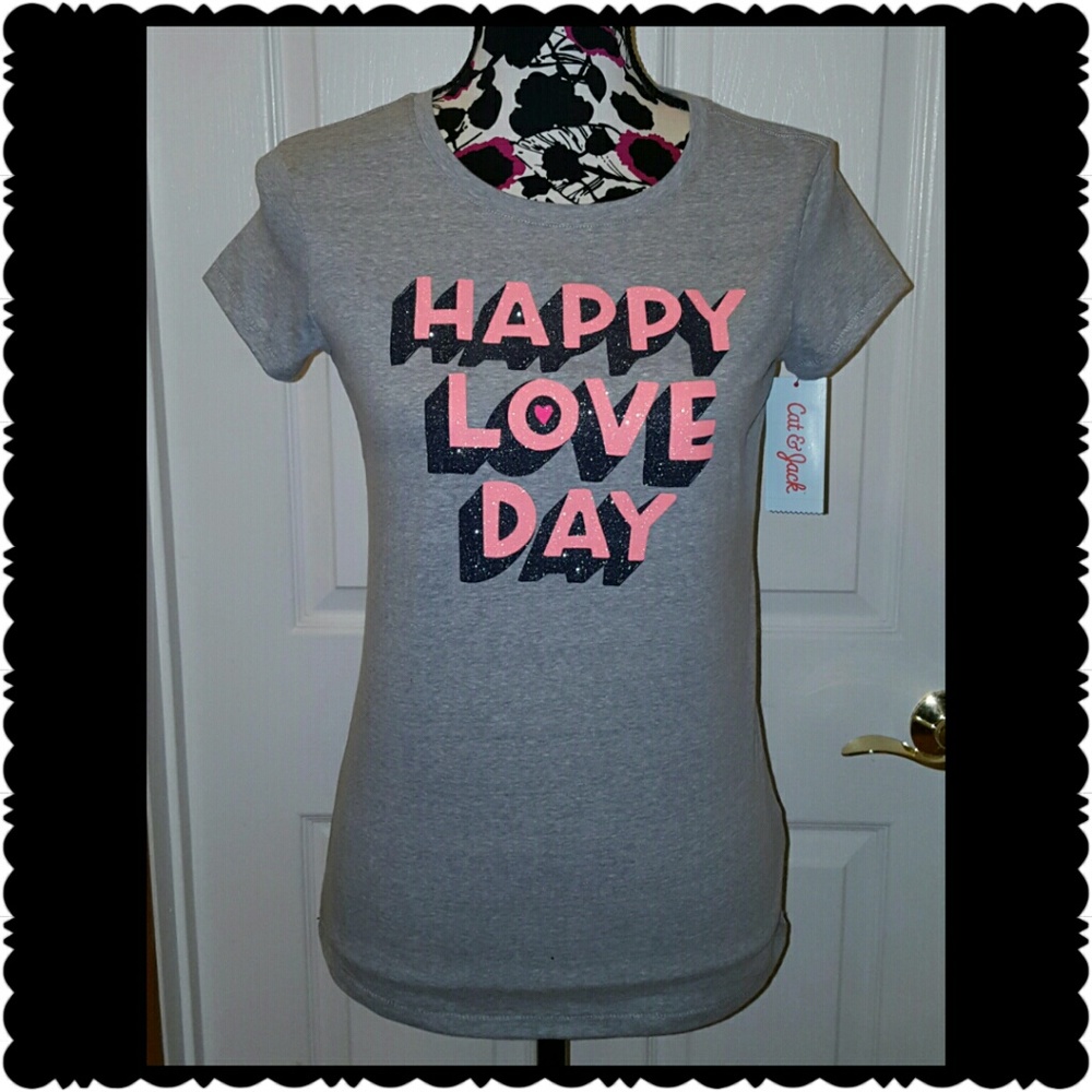 Girls Love T-shirt