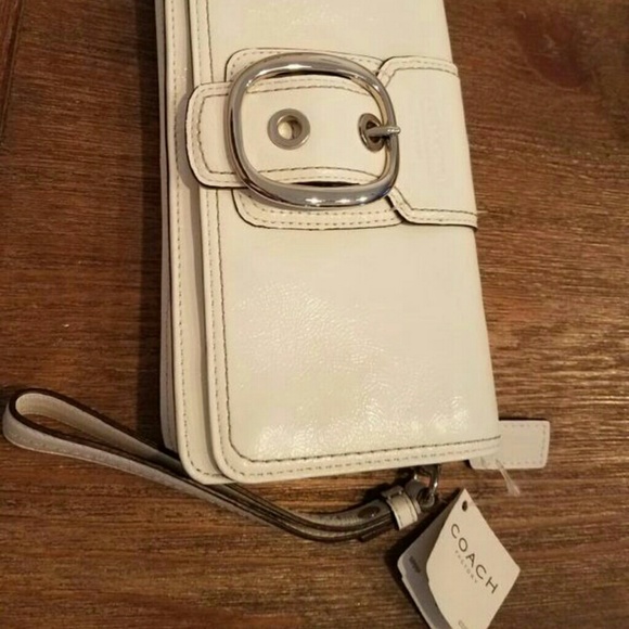 NWT COACH White Pebble Leather Small Mia Shoulder Bag $398  NWT Coach White Clutch