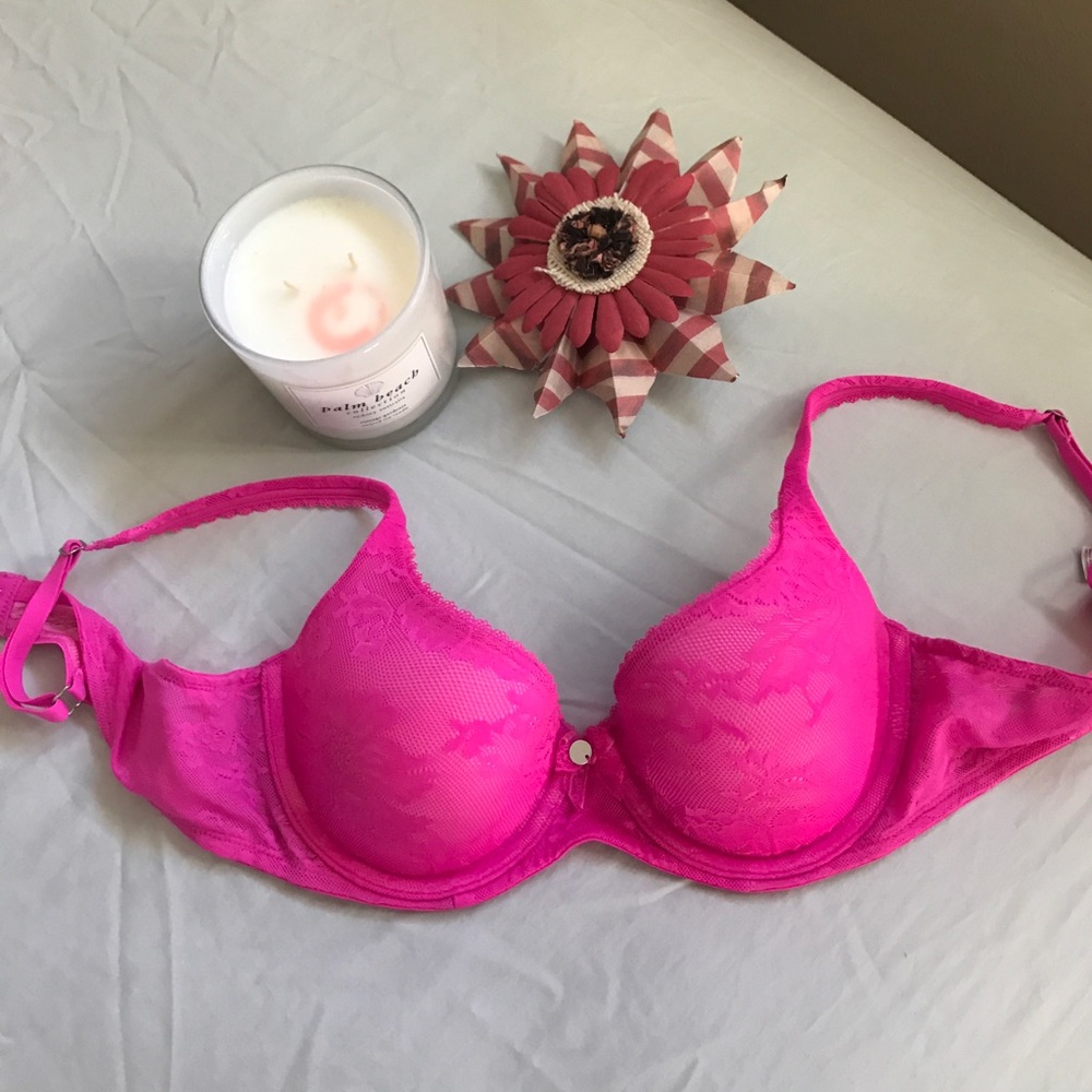 Victoria Secret 36B pink lace bra