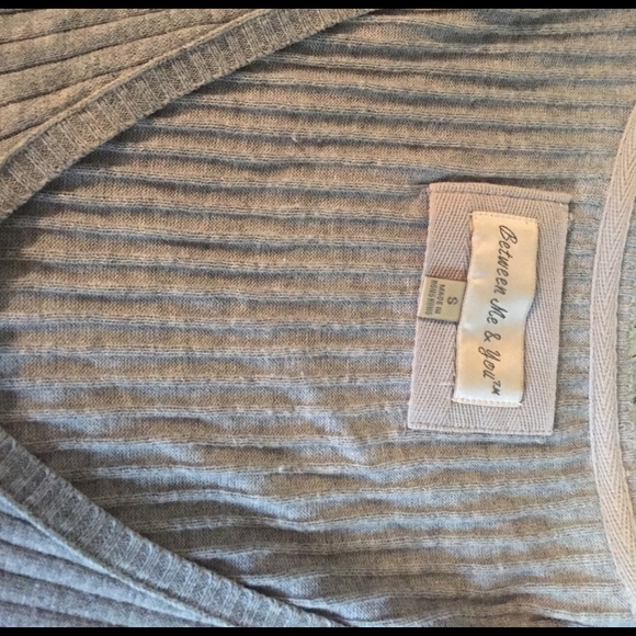 Shirt - Picture 2 of 4