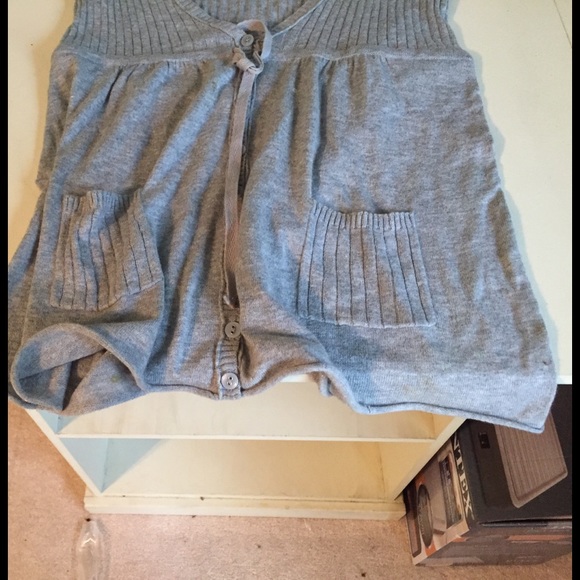 Shirt - Picture 3 of 4