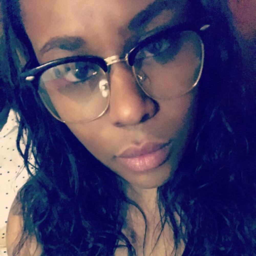 Meet your Posher, Trenae