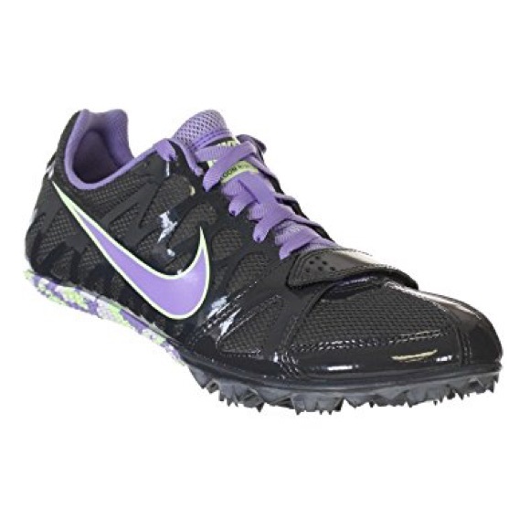 Nike Shoes - Nike track shoes S4