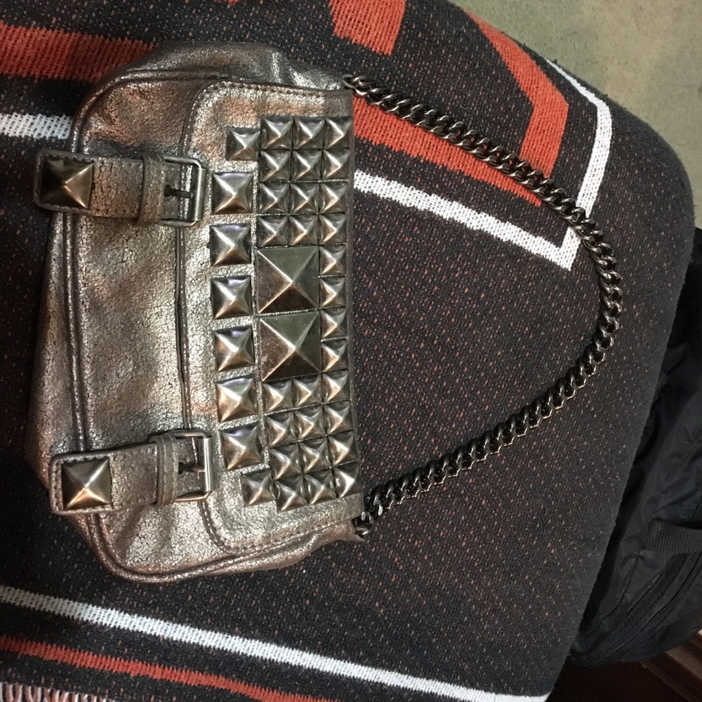 🥀Steve Madden pyramid/chain purse🥀