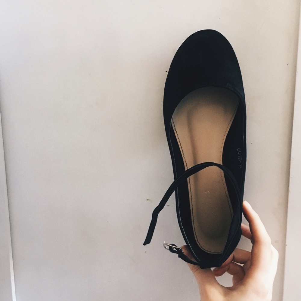 Black One Strap Flats