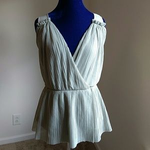 ✨DONATING SOON✨Gorgeous Sage Anthropologie Top