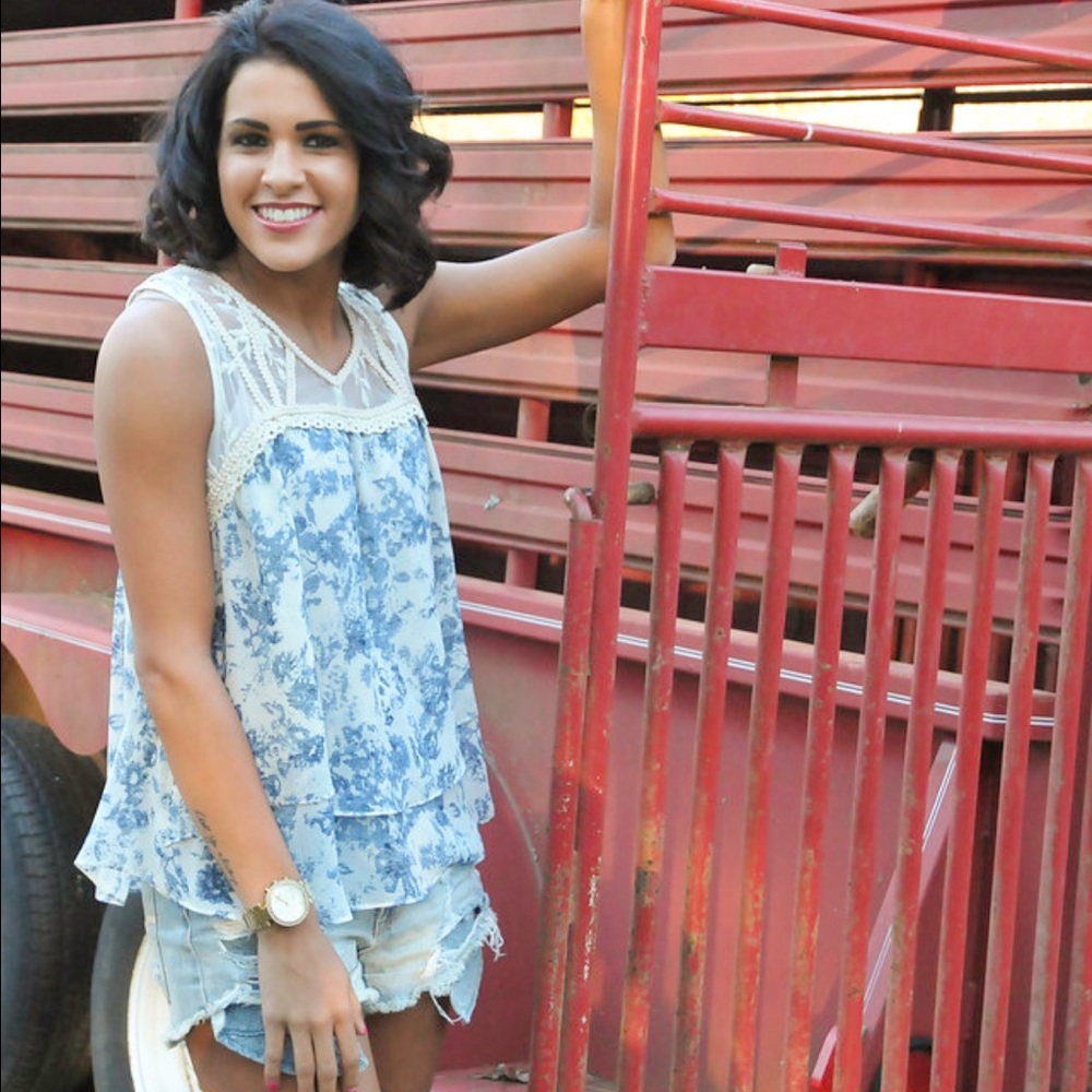 MISS ME IVORY BLUE FLORAL LACE RAZOR BACK TANK