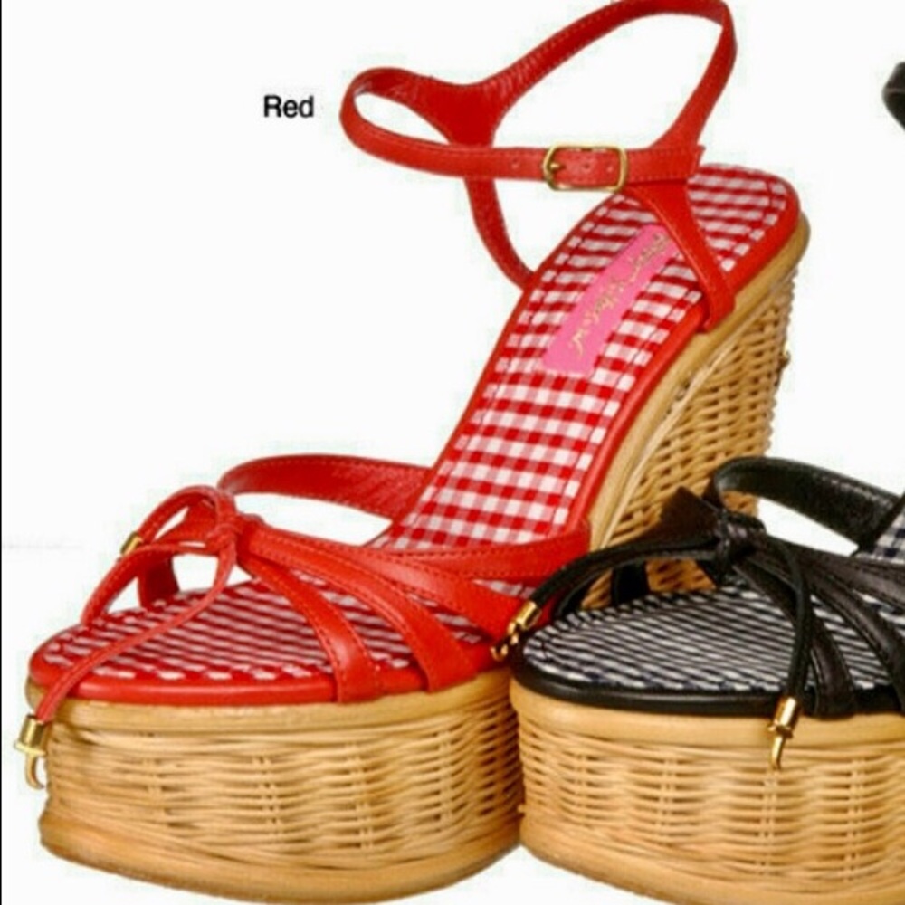 💋Authentic Betsey Johnson Kendall Wedges, 8.5💋