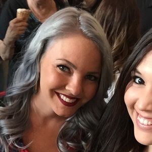 Meet your Posher, Lindsey