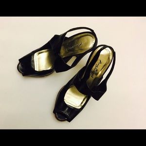 Anne Michelle black heels