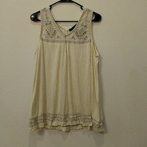 Simply Irresistible white top