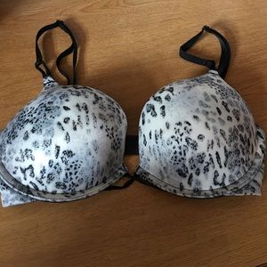 Victoria's Secret Bombshell bra