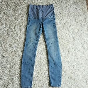 Maternity skinny jeans