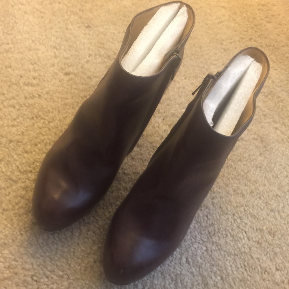 Nine West Brown Booties