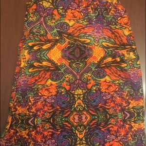 💛BNWT LulaRoe Gorgeous  floral print OS leggings