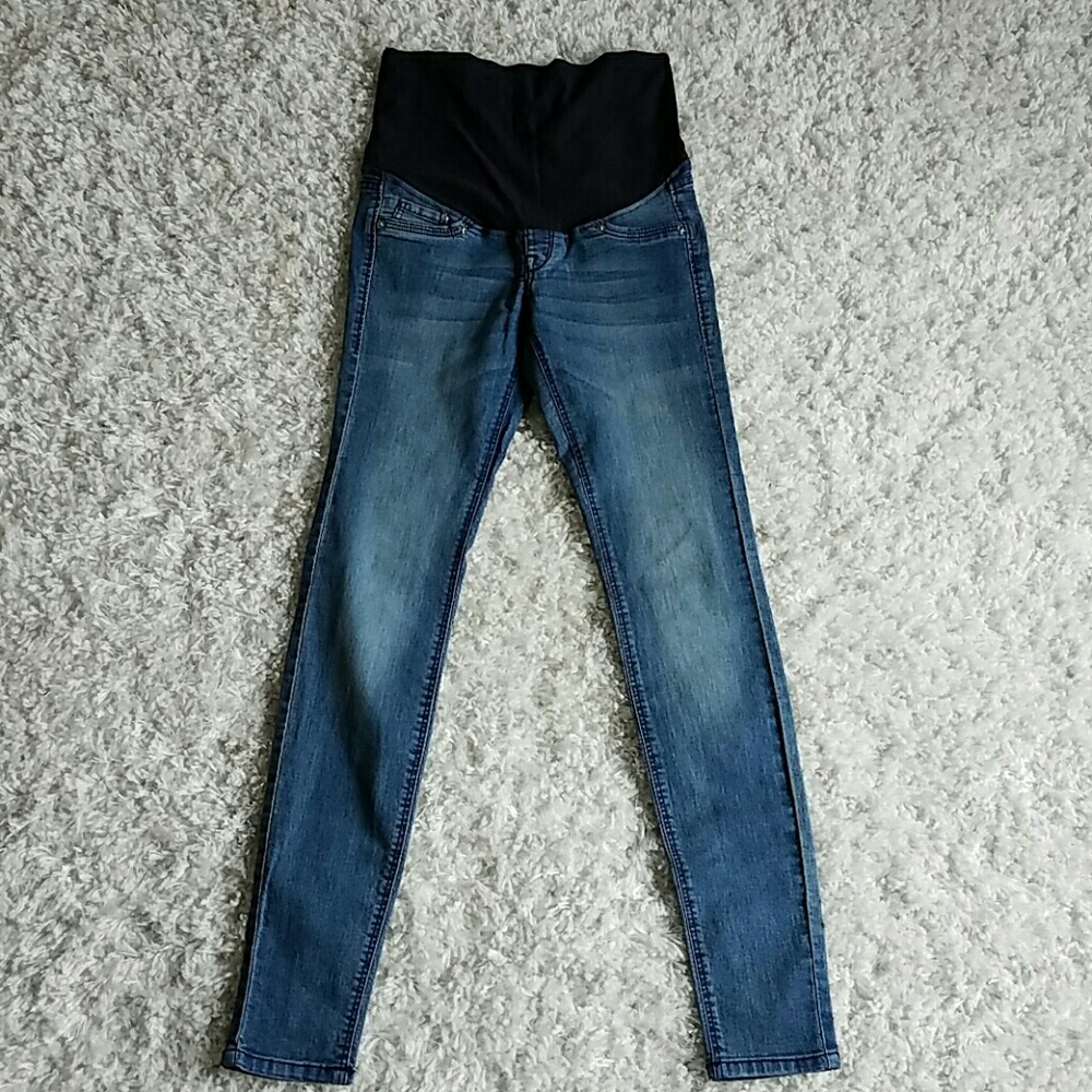 Maternity skinny jeans