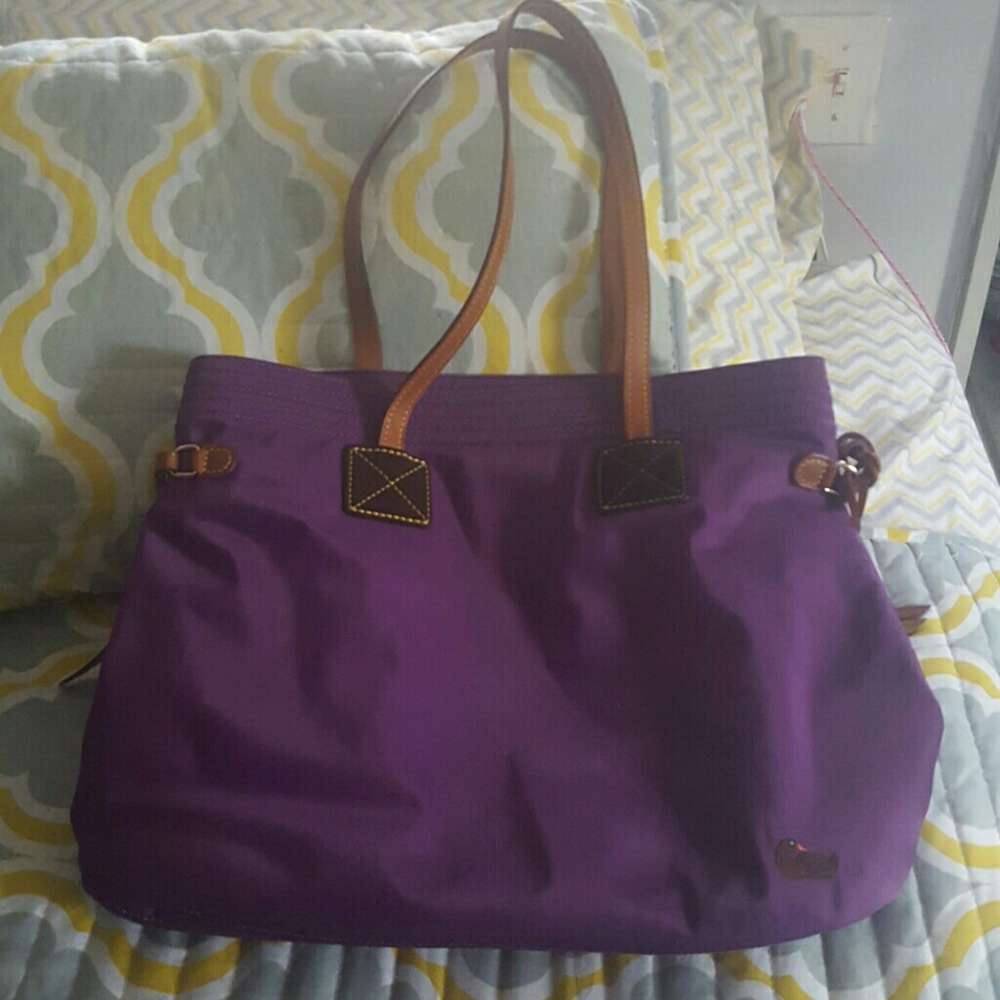 Dooney & bourke tote