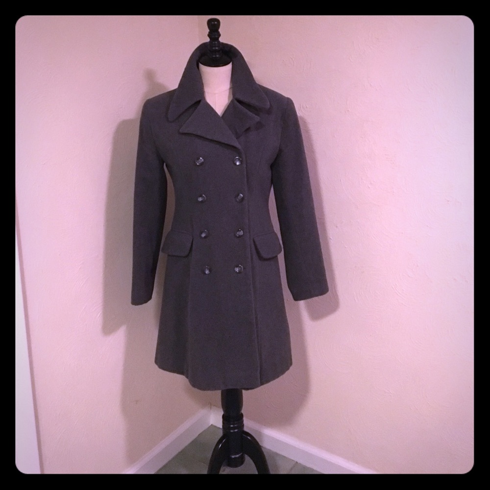 Poly-wool blend coat