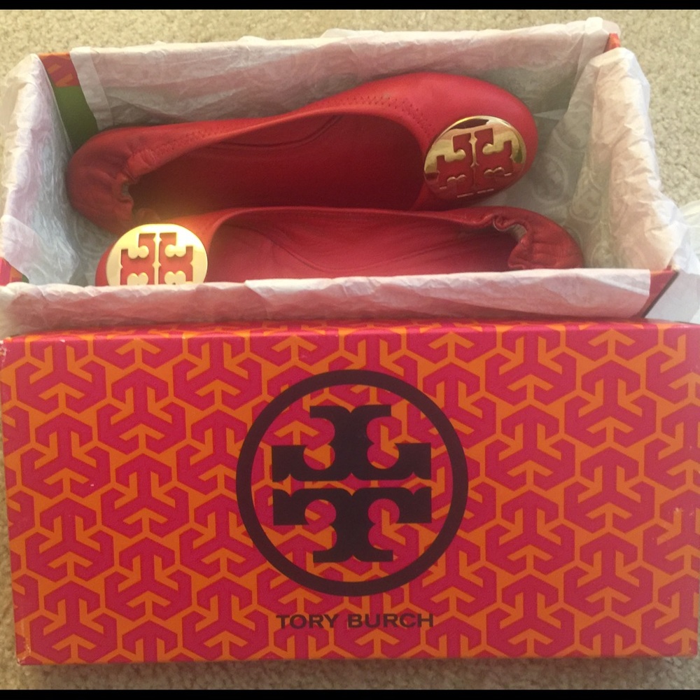 Tory Burch Classic Reba Flat shoes.
