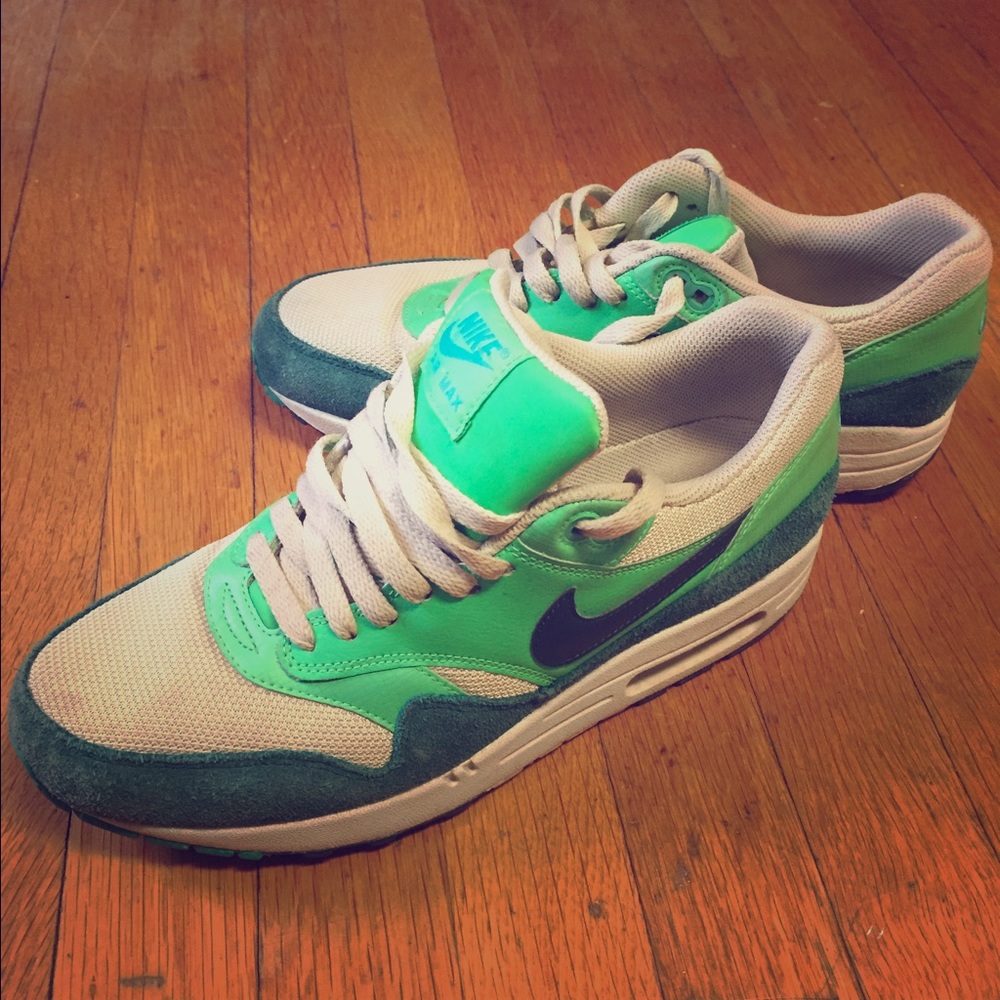 Nike Air max sneakers