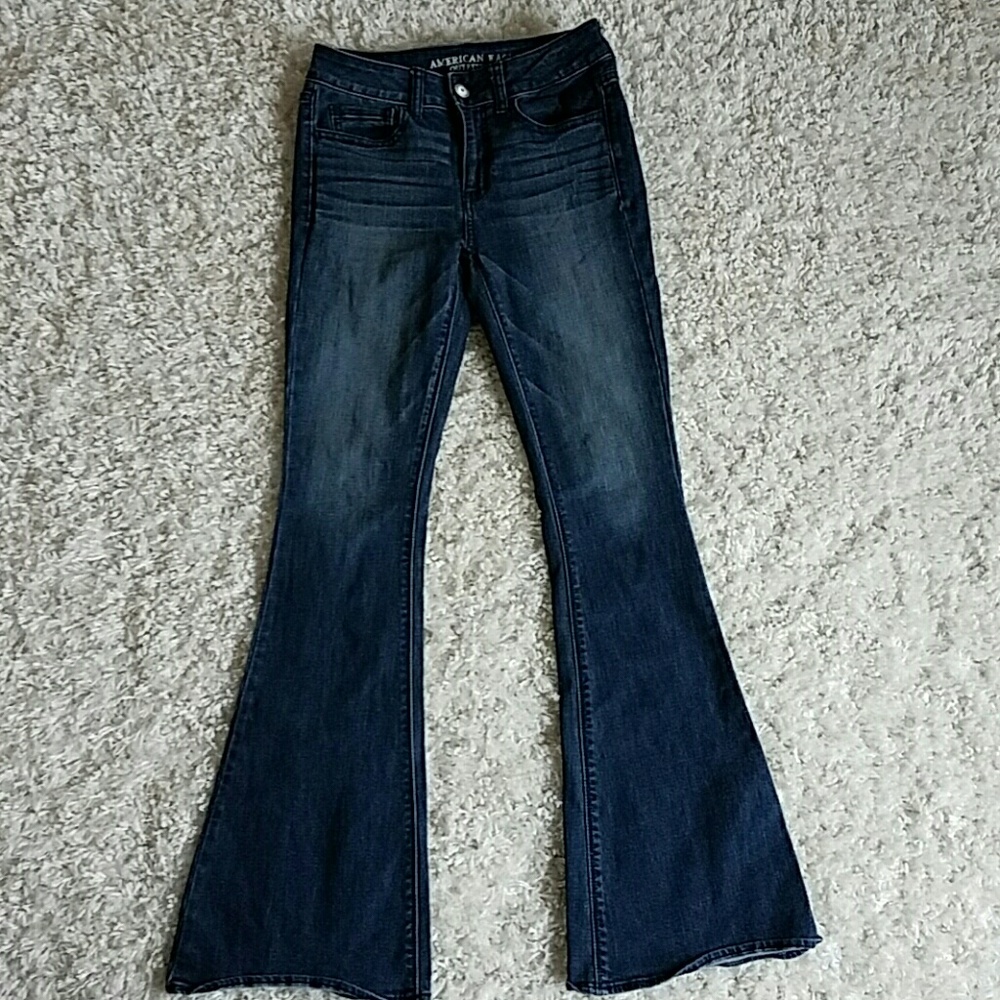 Highrise bell bottom jeans