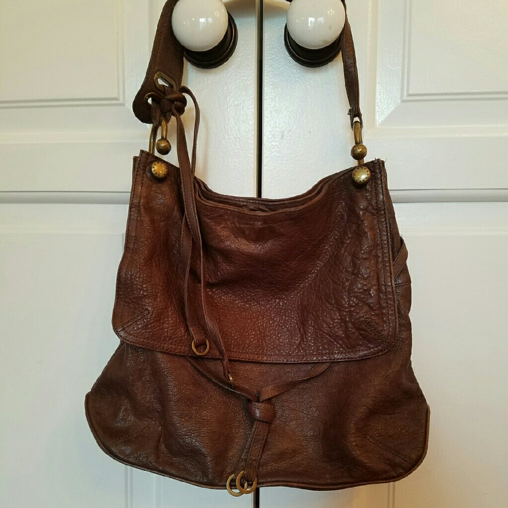 BCBGMAXAZARIA RUNWAY LARGE BAG