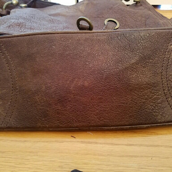 BCBGMAXAZARIA RUNWAY LARGE BAG - Picture 4 of 4