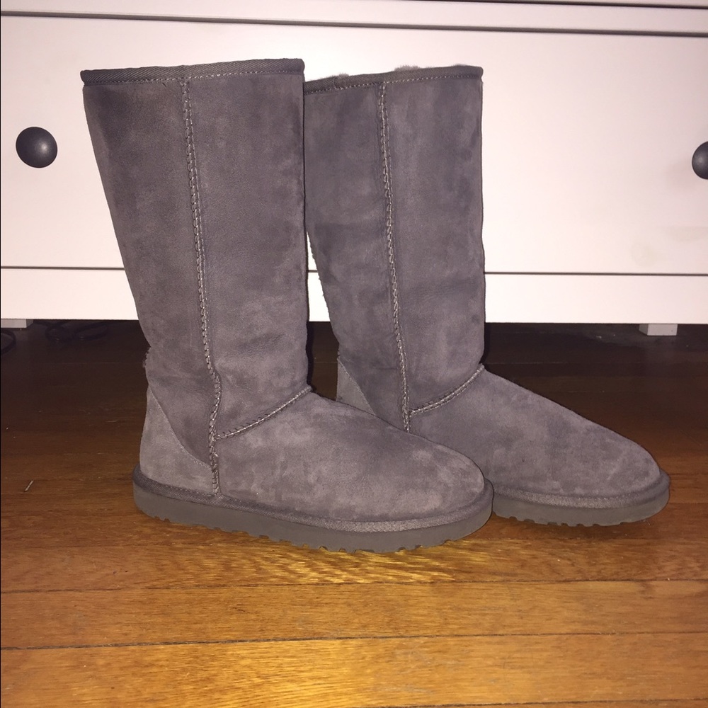 Ugg Australia Women's Classic II Tall Boots