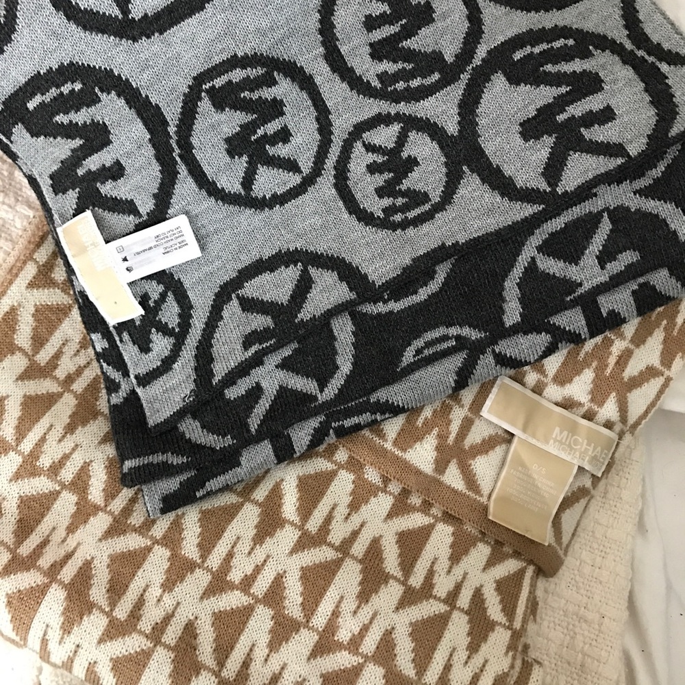 Micheal Kors Scarves