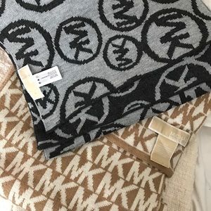 Micheal Kors Scarves