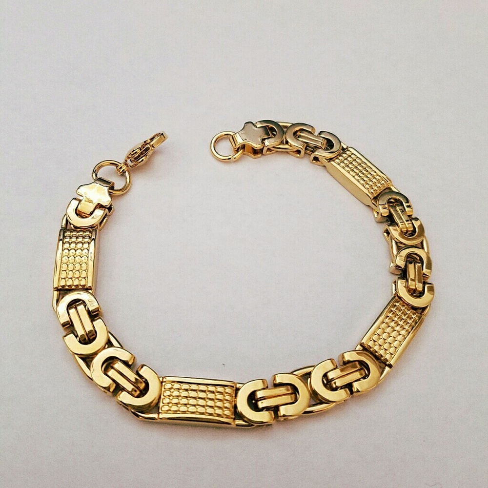 18k Gold