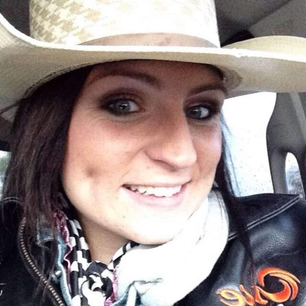 Meet your Posher, Makayla