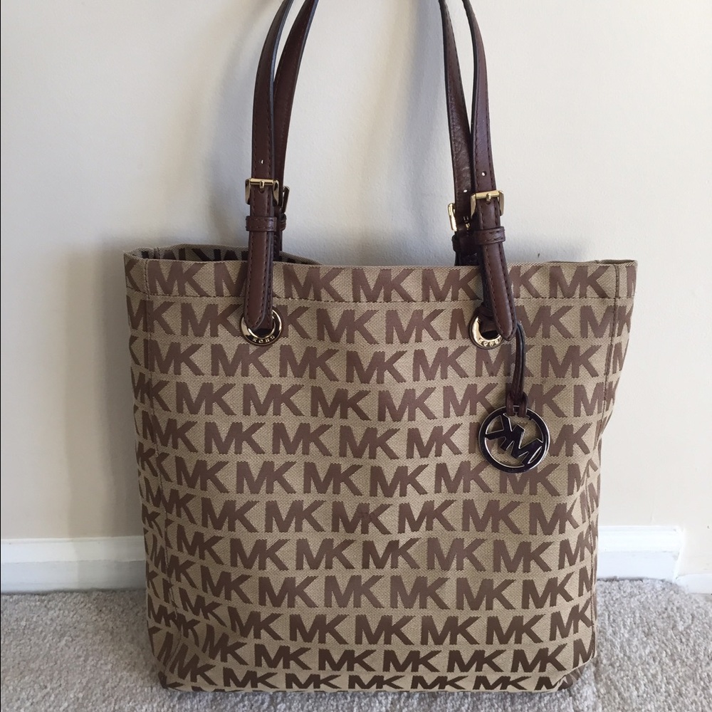 🌟🌟SALE🌟🌟 Michael Kors Tote