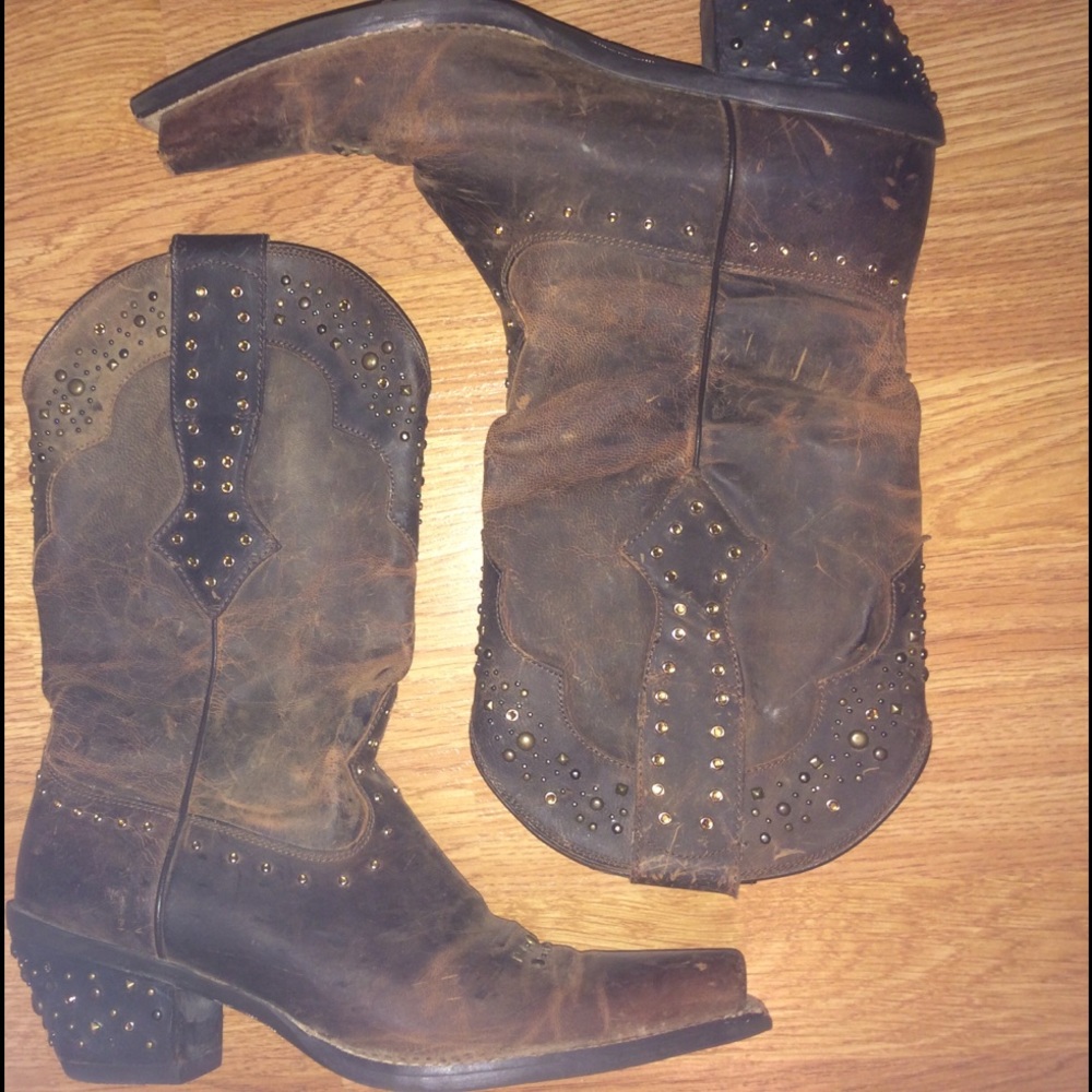 Ariat "rhinestone cowgirl" boots