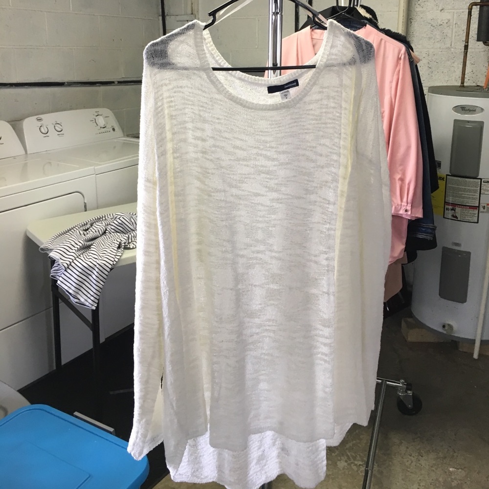 White long sleeve tunic