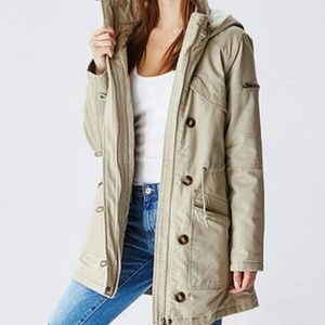 GLAMSIA Coat NWT Size Small Khaki