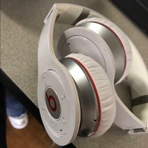 Beats Wireless