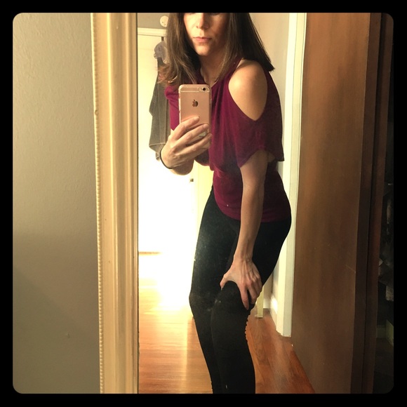 Trending Top - Picture 3 of 4