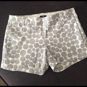J. Crew stretch gray polka dot shorts SUMMER!!!