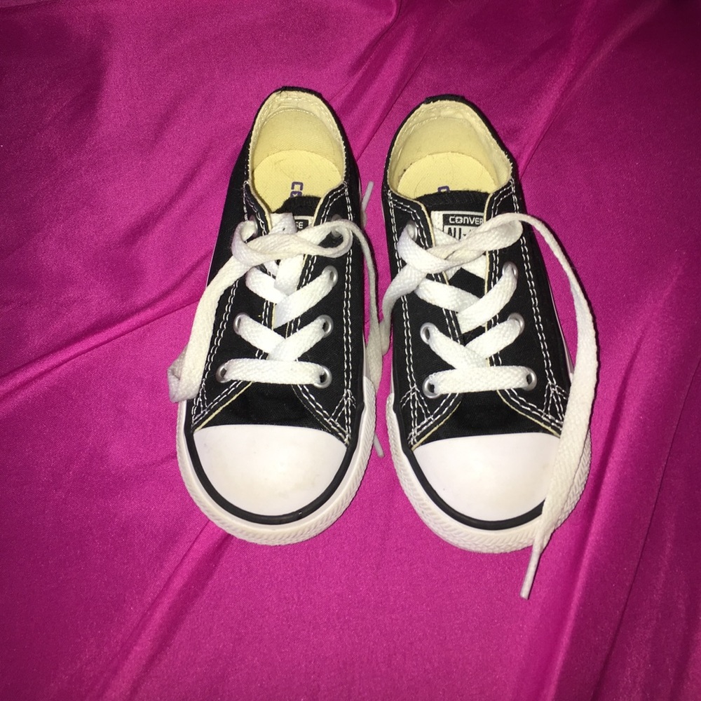 Kids Sz 8 Converse