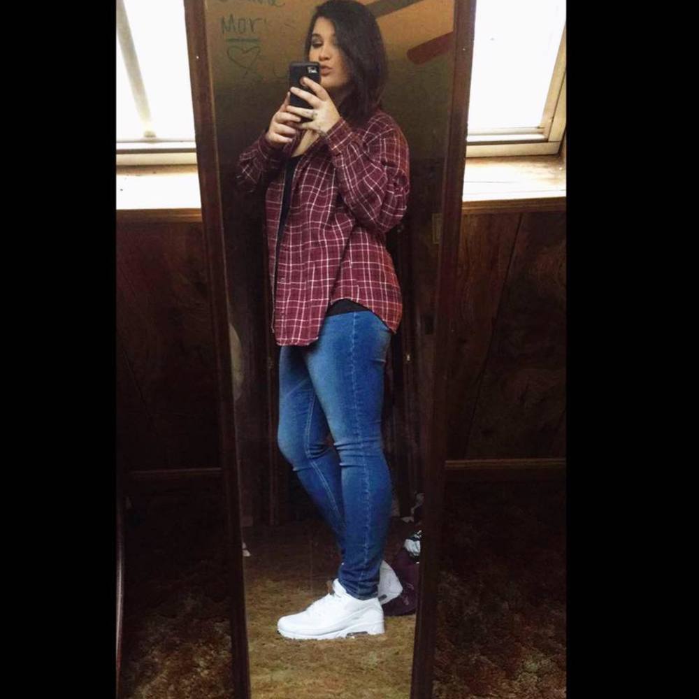 Meet your Posher, Demi